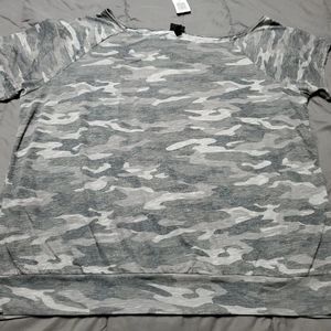 Torrid size 3 Off Shoulder Top